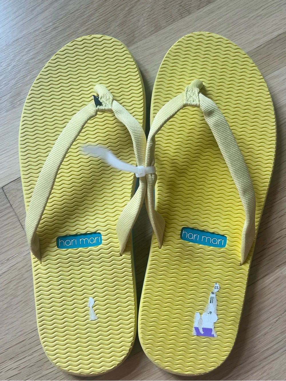 DUNES FLIP FLOPS size 10